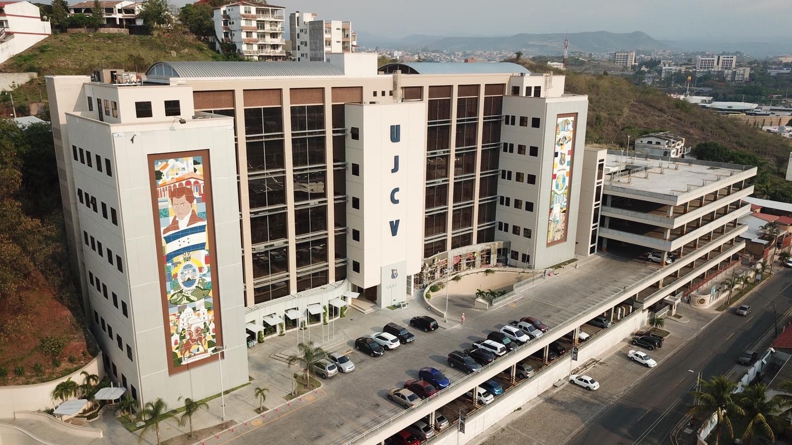 Universidad José Cecilio del Valle